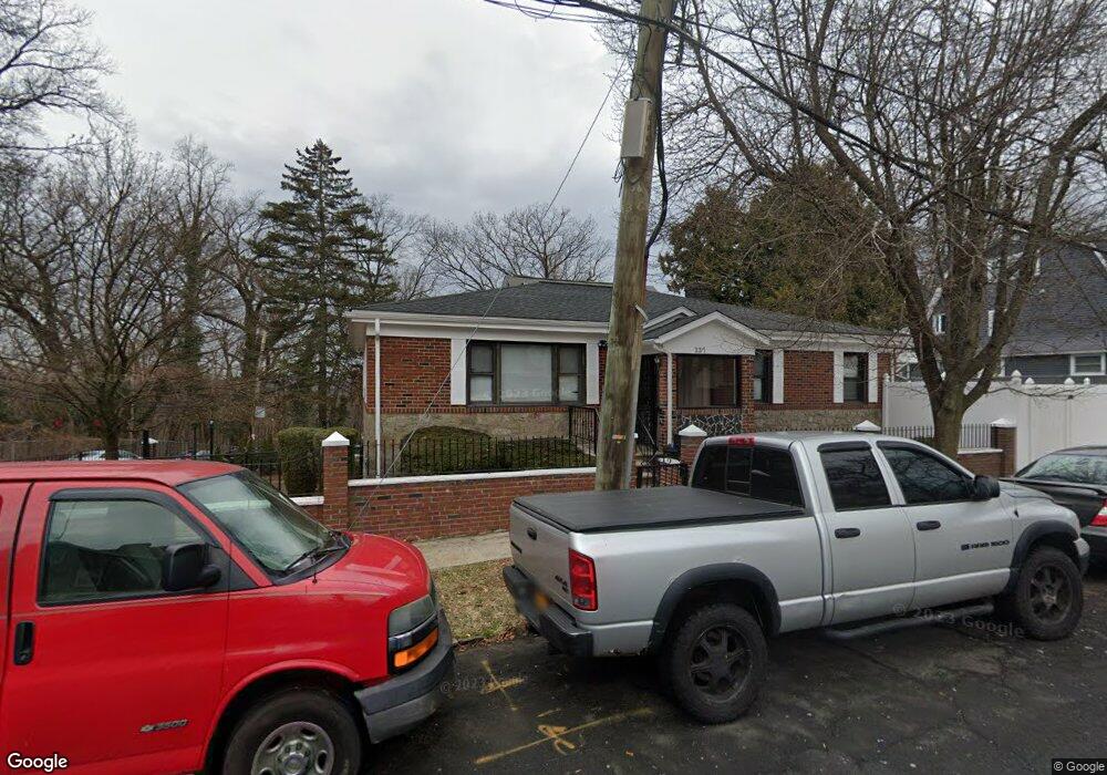 135 Forest Ave, Yonkers, NY 10705 - photo 1