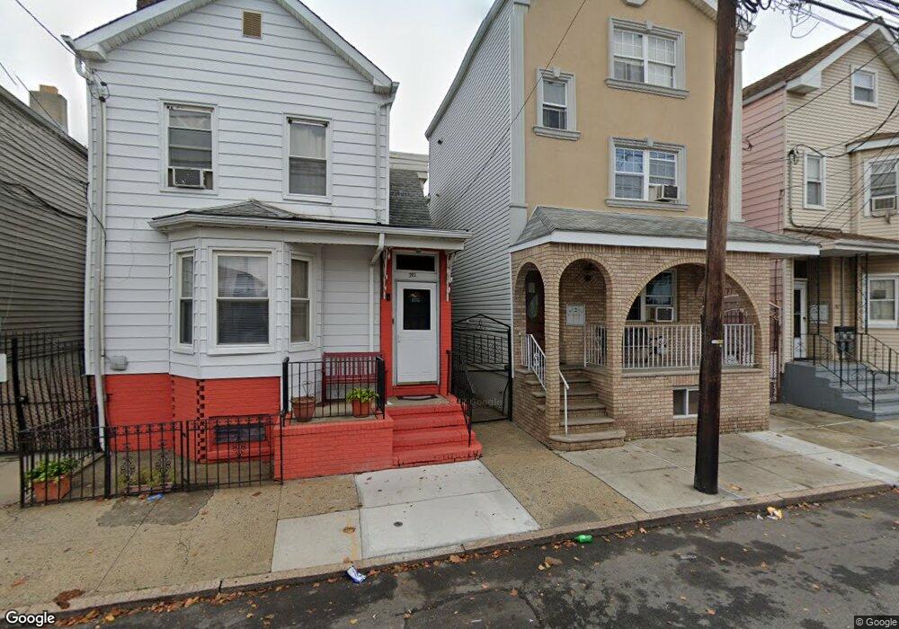 285 Walnut St, Newark, NJ 07105 - photo 1