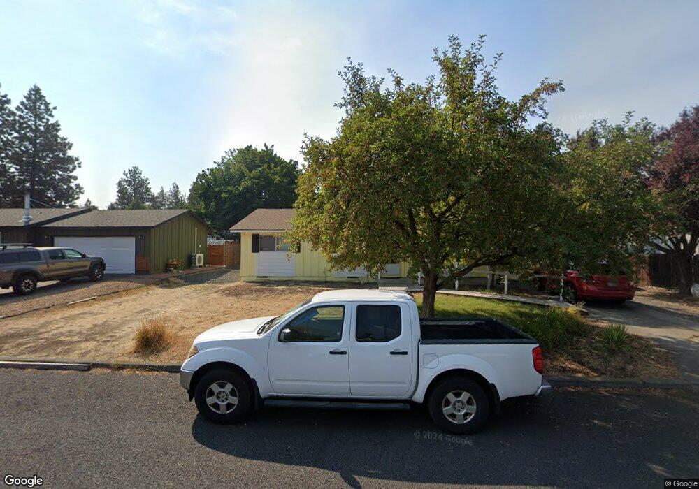 1639 NE Pheasant Ln, Bend, OR 97701 - photo 1