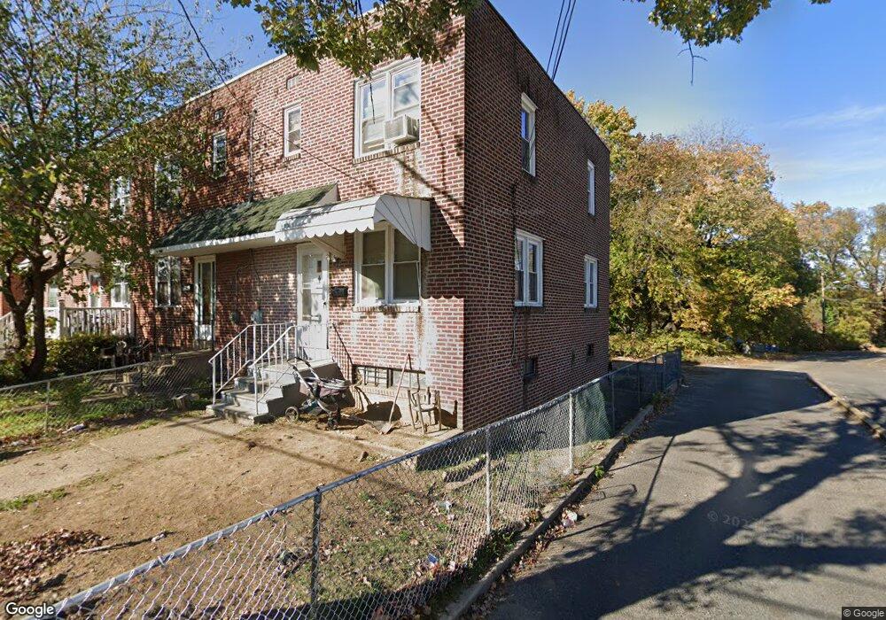 2898 Cushing Rd, Camden, NJ 08104 - photo 1