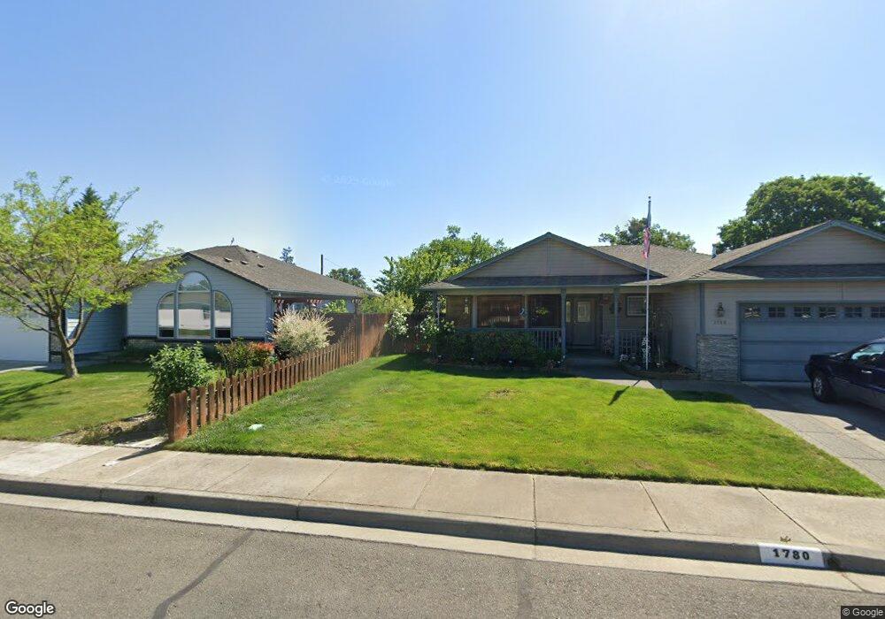 1782 Naples Dr, Central Point, OR 97502 - photo 1