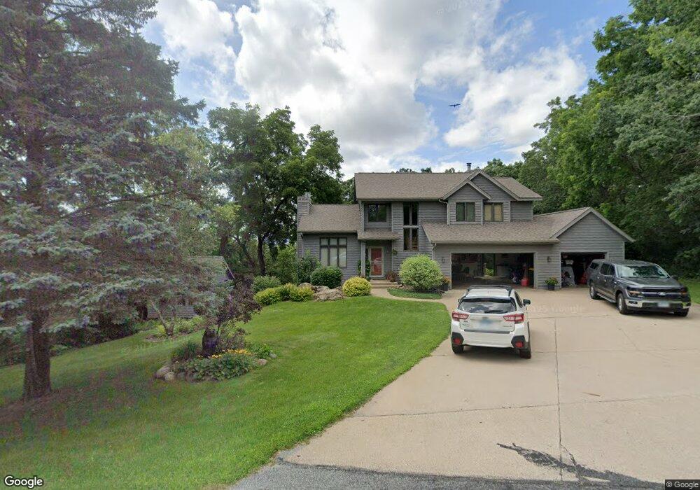 1476 W Point Rd, La Crescent, MN 55947 - photo 1