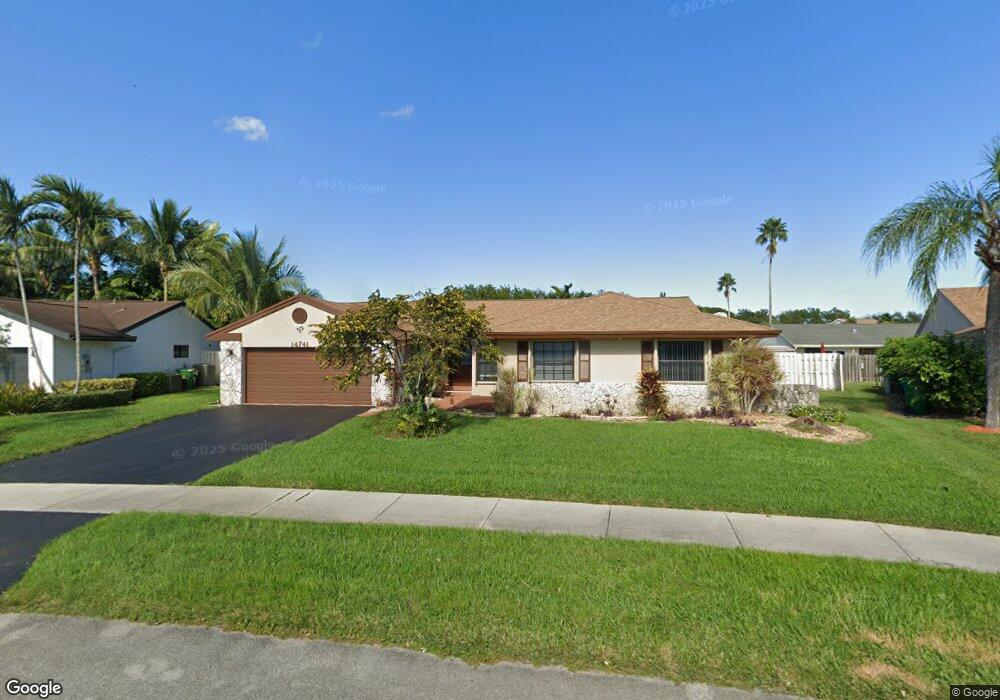 14741 Highland Spring Ct, Davie, FL 33325 - photo 1