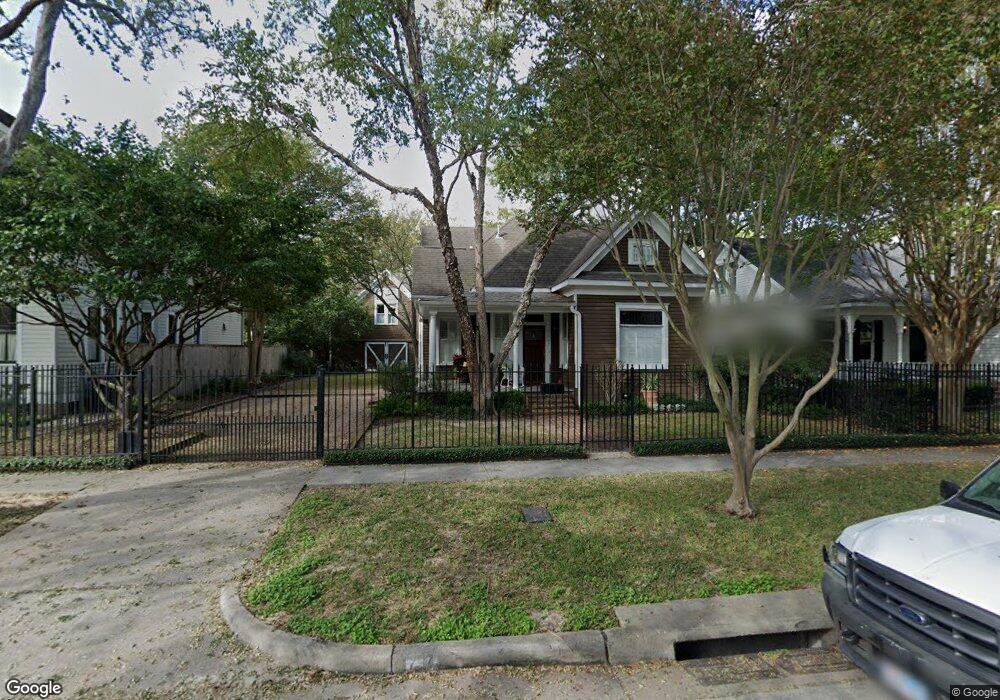 737 Cortlandt St, Houston, TX 77007 - photo 1