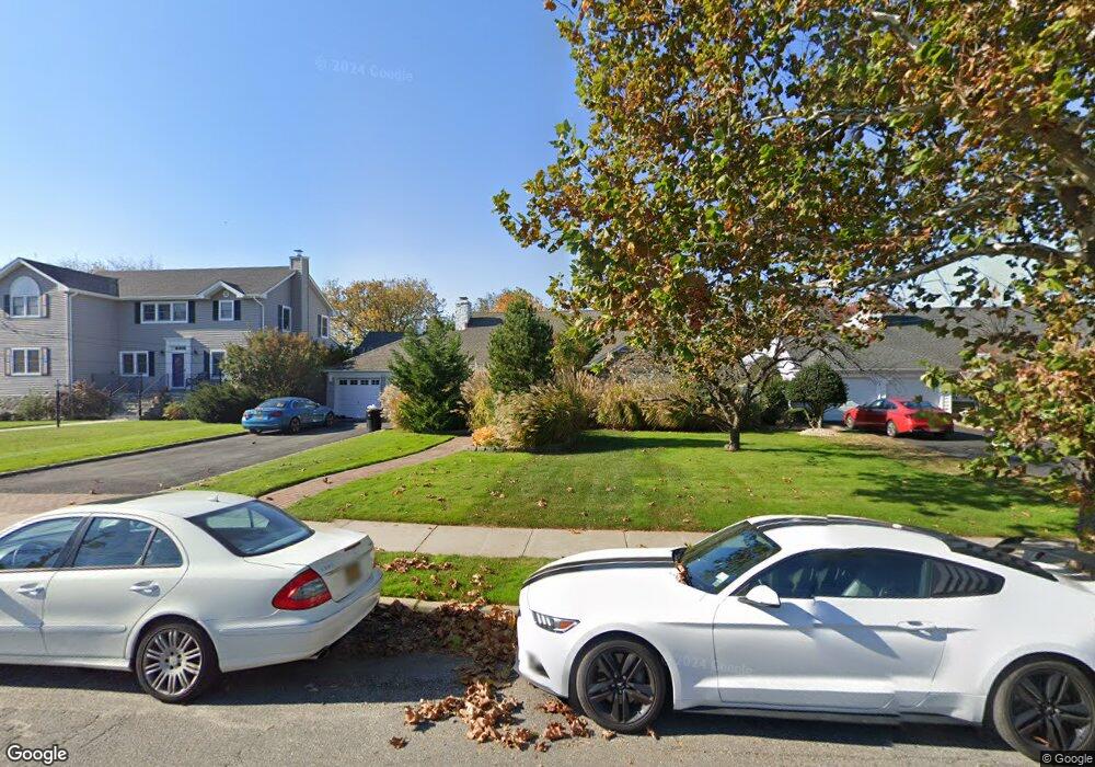 285 Blackheath Rd, Lido Beach, NY 11561 - photo 1