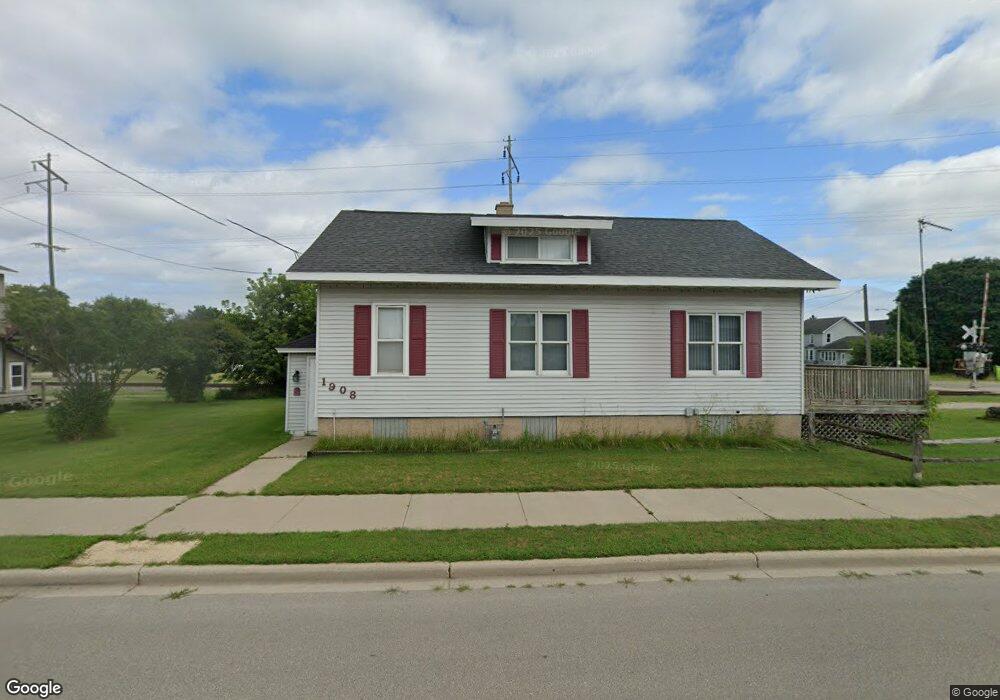 1908 13th St, Menominee, MI 49858 - photo 1