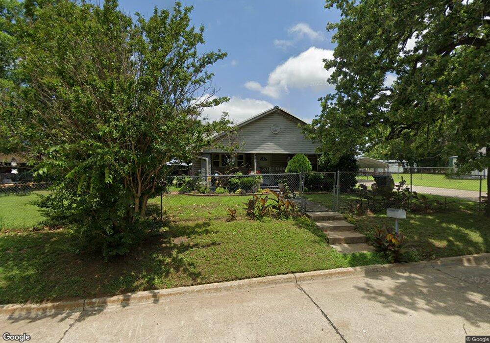 811 Roff St, Ardmore, OK 73401 - photo 1