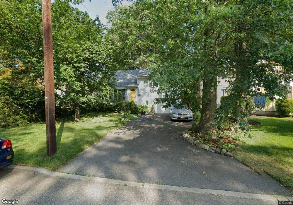 736 Elm Ave, River Edge, NJ 07661 - photo 1