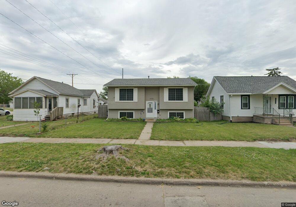 1235 11th St NW, Cedar Rapids, IA 52405 - photo 1