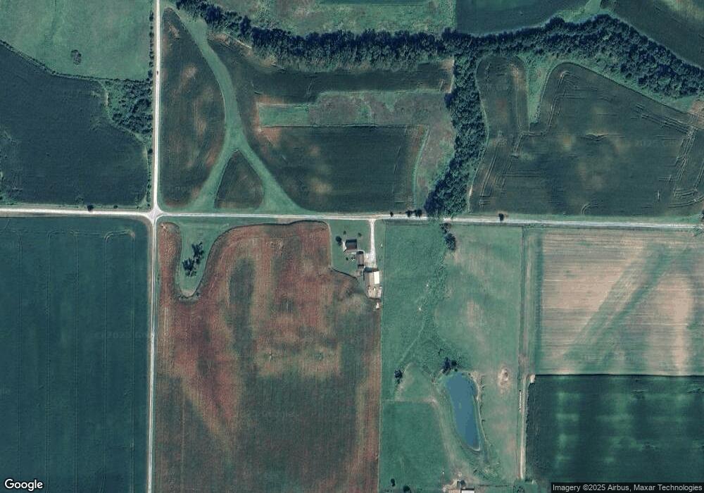 1907 Rolf Rd, Jacksonville, IL 62650 - photo 1