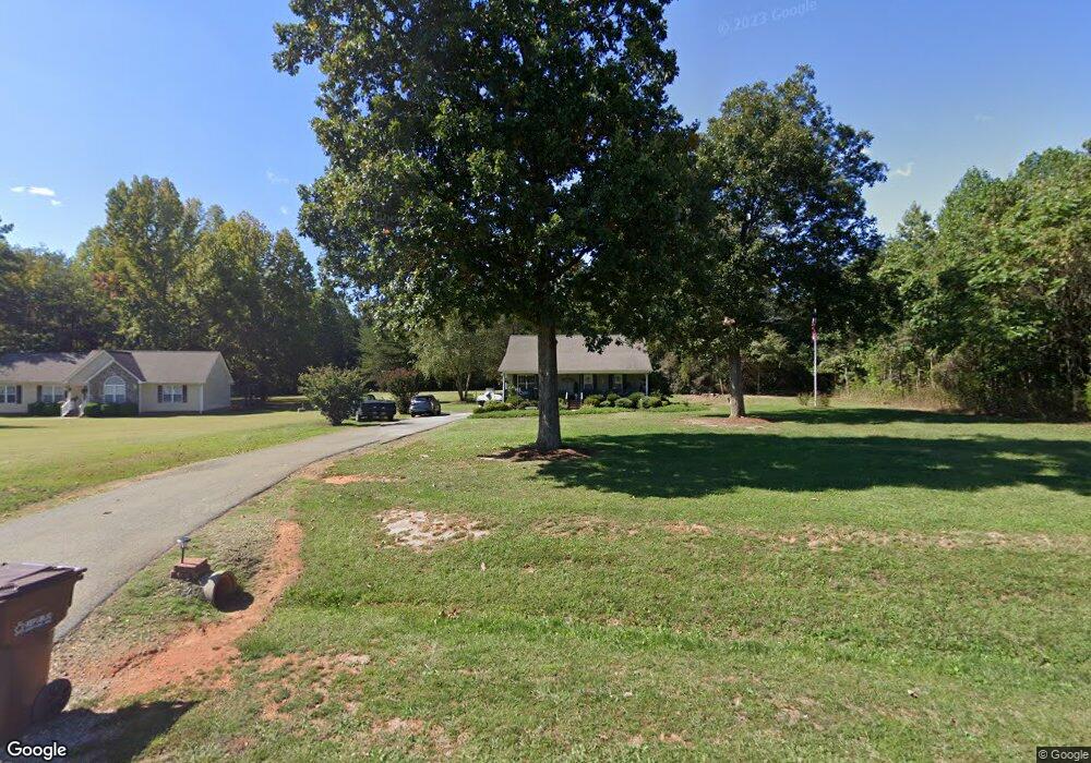 2338 Foxfire Ln, Burlington, NC 27217 - photo 1