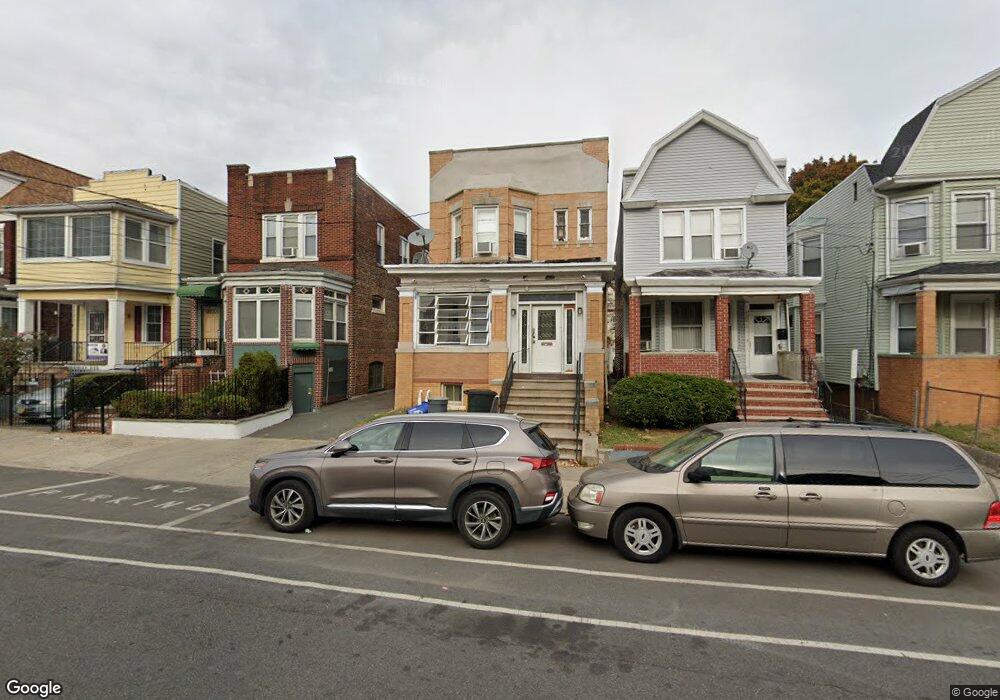 154 Wegman Pkwy, Jersey City, NJ 07305 - photo 1