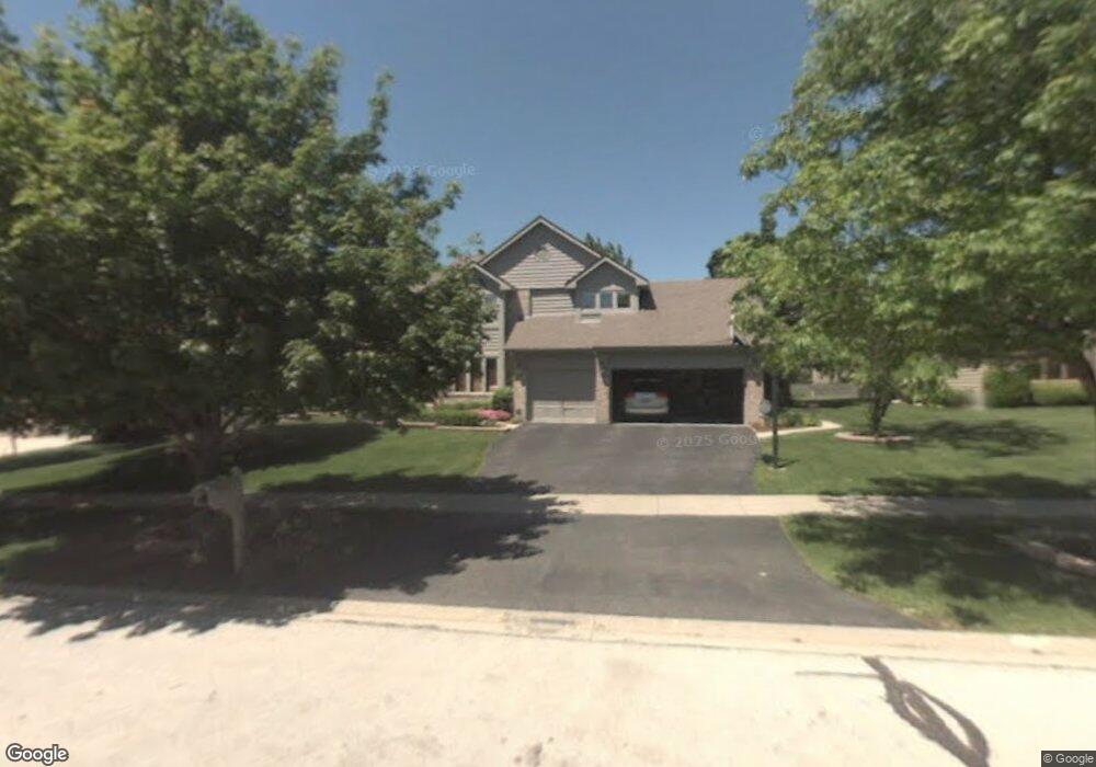 1914 Morgan Cir, Naperville, IL 60565 - photo 1