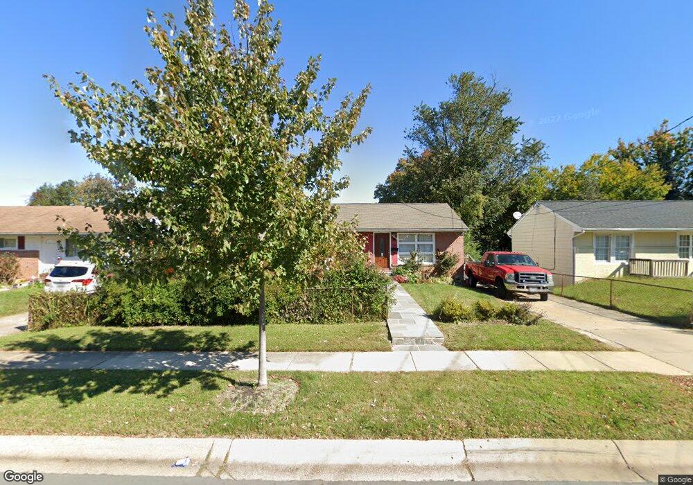 1912 Lewis Ave, Rockville, MD 20851 - photo 1