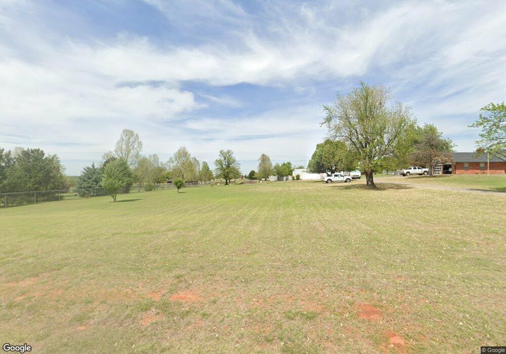 2276 Tecumseh Rd, Tuttle, OK 73089 - photo 1