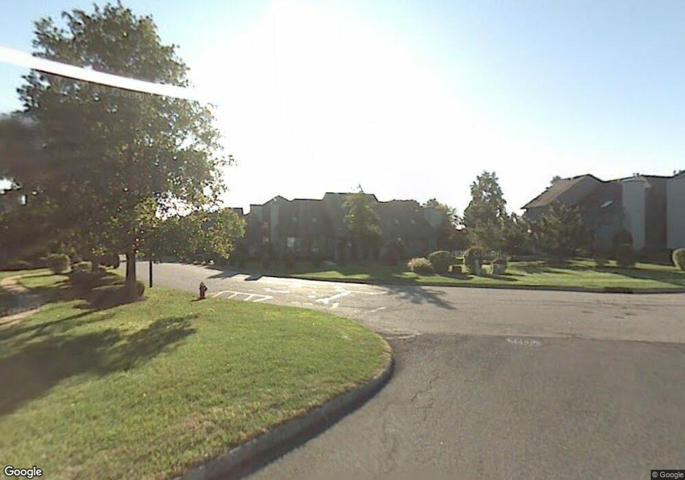 40 Linda Ln, Edison, NJ 08820 - photo 1