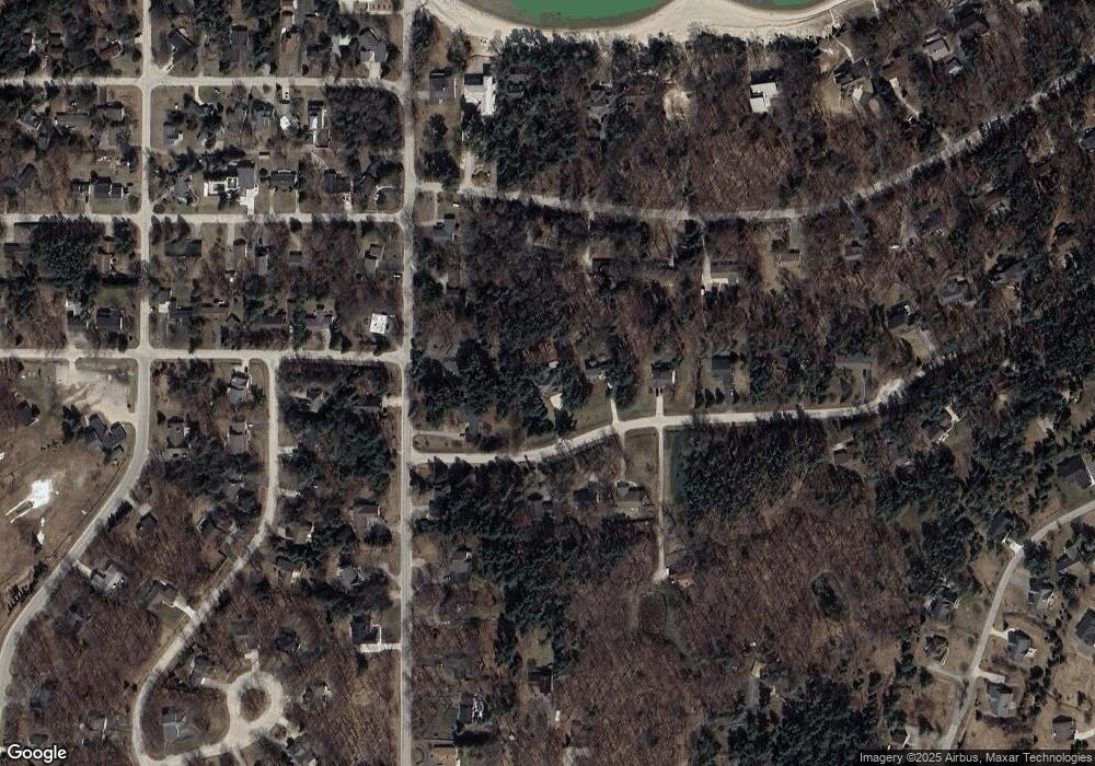 12941 Pineridge Dr, Charlevoix, MI 49720 - photo 1