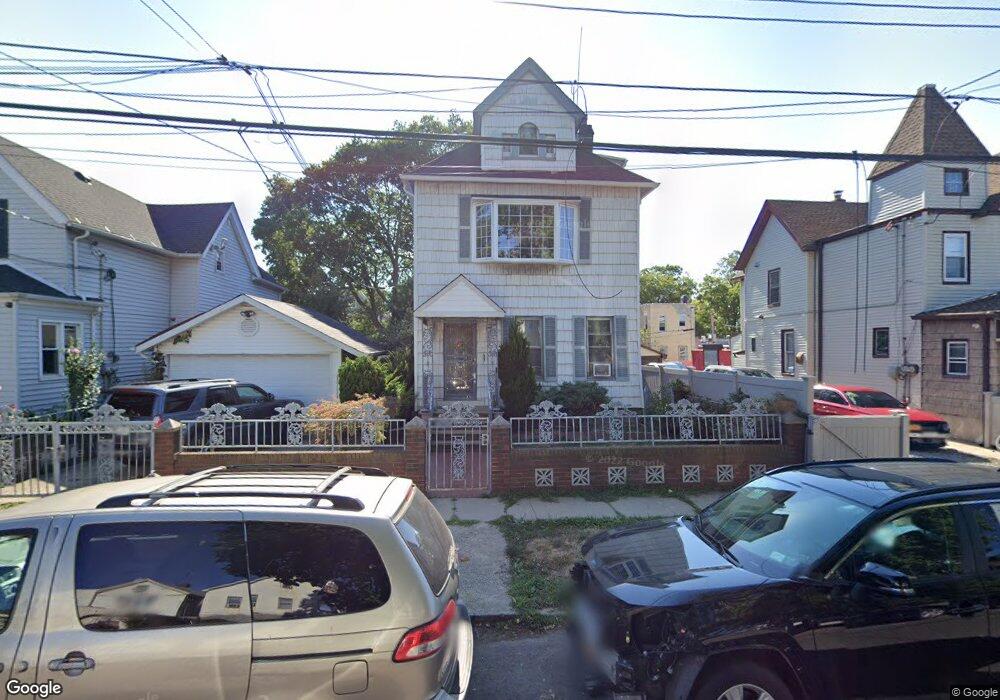 9424 107th St, Ozone Park, NY 11416 - photo 1