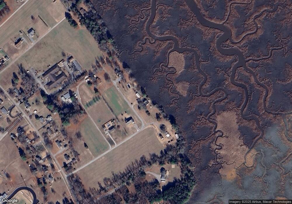 1420 Drexler Ln, West Point, VA 23181 - photo 1