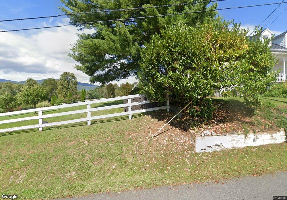 152 Piedmont Ave, Washington, VA 22747 - photo 1