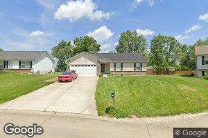 225 Derek Dr, Hawk Point, MO 63349