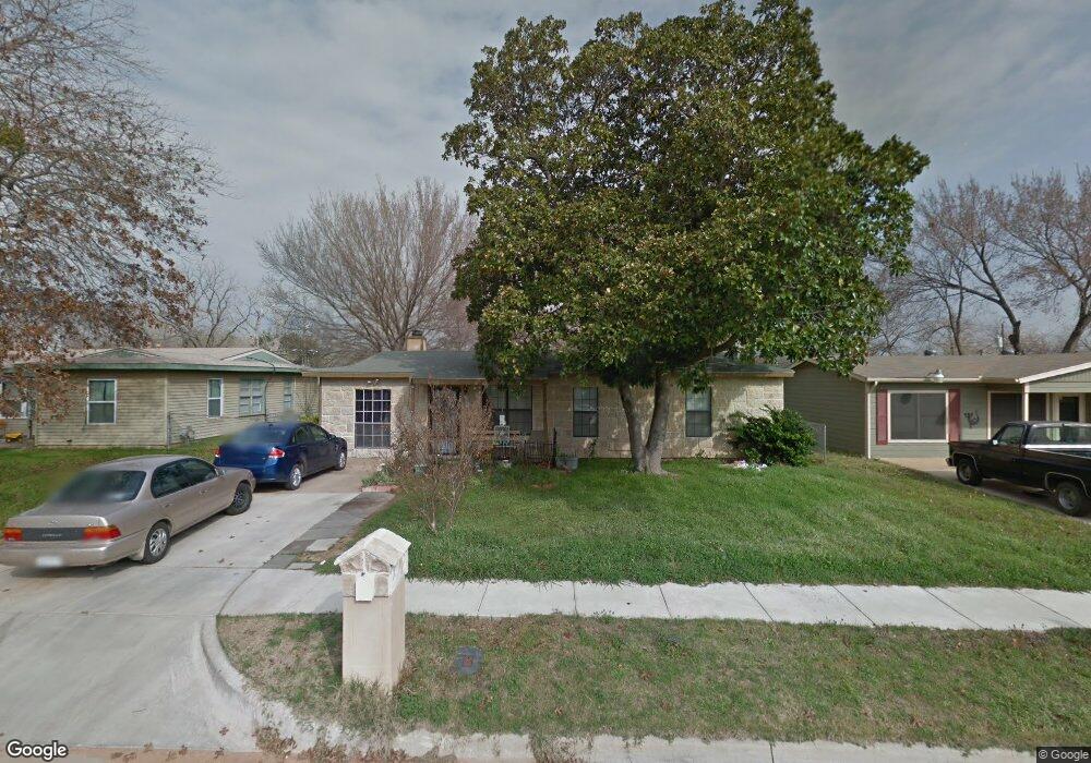 603 Brookfield Dr, Hurst, TX 76053 - photo 1