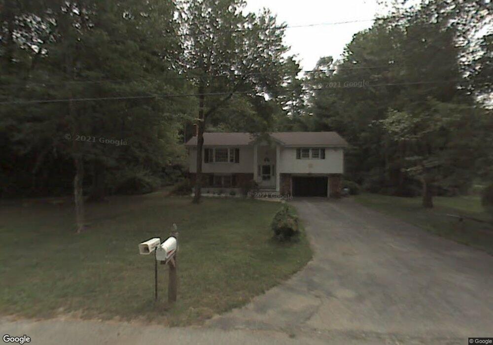 15 Sawmill Rd, Pelham, NH 03076 - photo 1