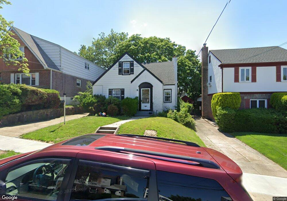 13-16 146th St, Flushing, NY 11357 - photo 1