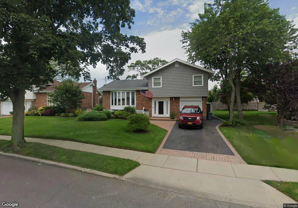 1933 Helen Ct, Merrick, NY 11566 - photo 1