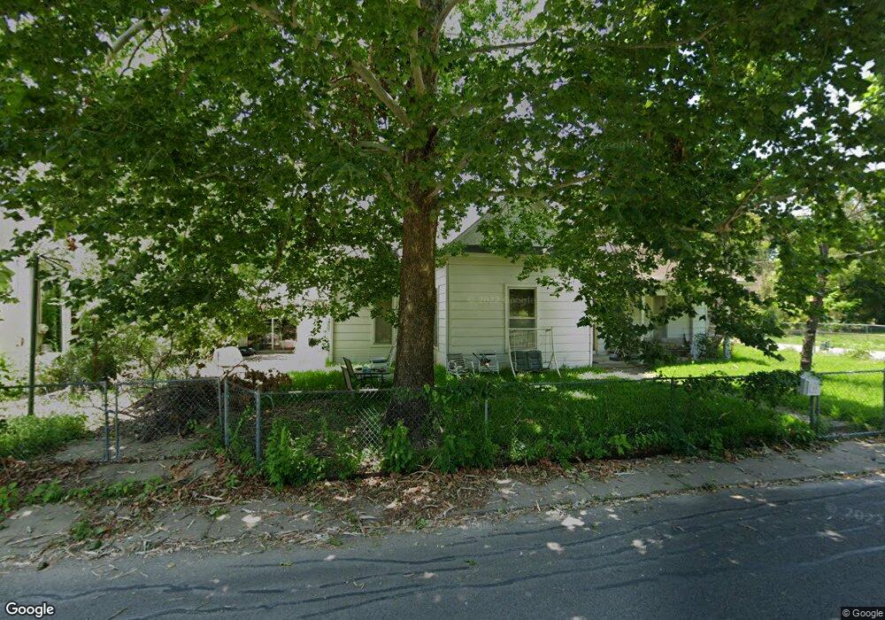 419 W 9th St, Bonham, TX 75418 - photo 1