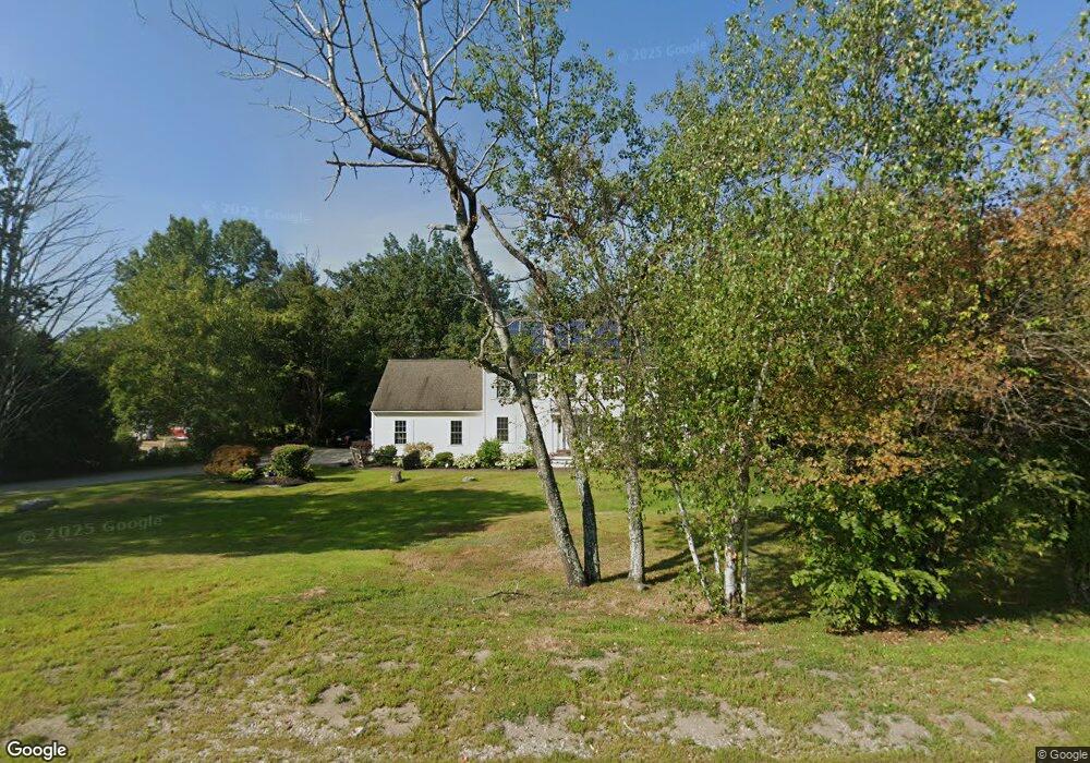 424 Pembroke St, Pembroke, NH 03275 - photo 1