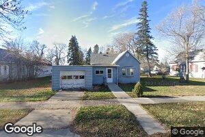 310 1st St NW, La Moure, ND 58458