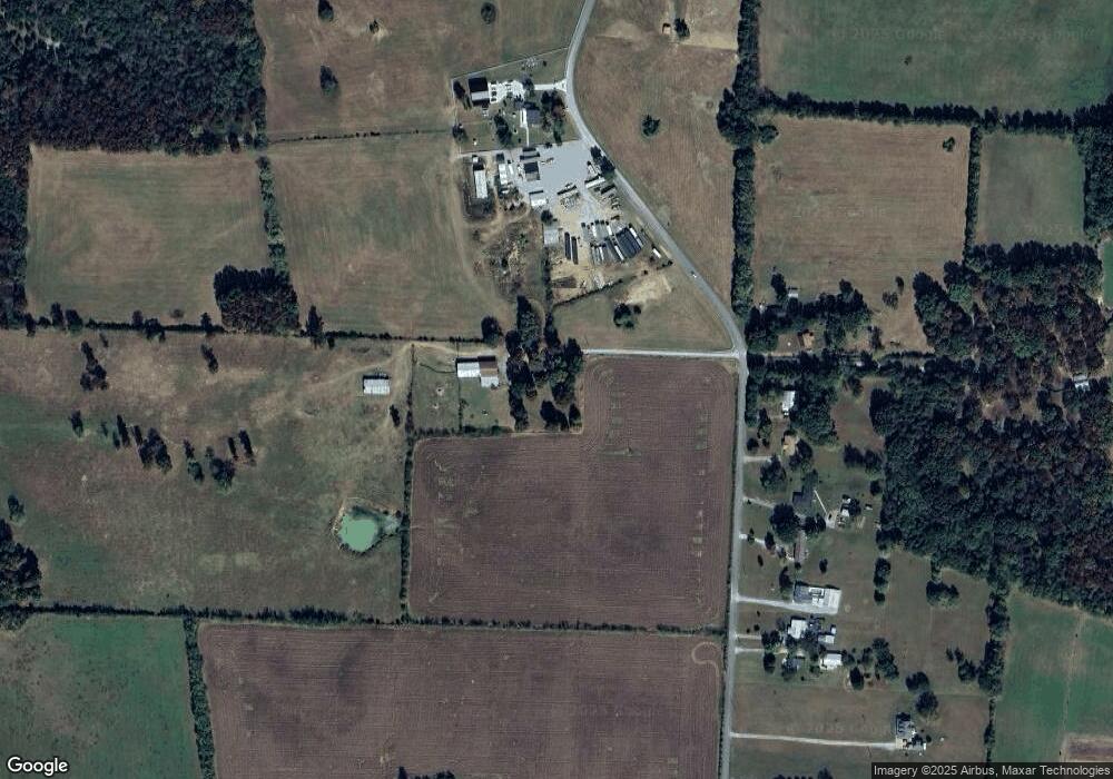 304 Henderson Rd, Shelbyville, TN 37160 - photo 1