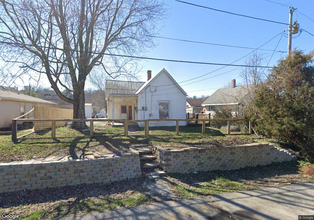 705 W 6th St, New Albany, IN 47150 - photo 1