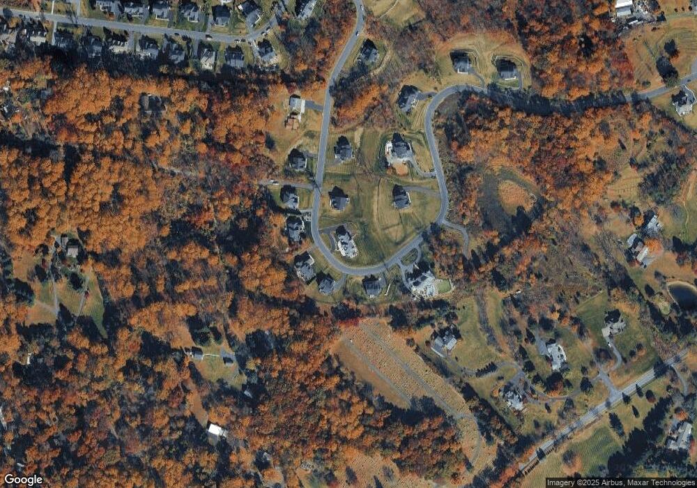 5705 Saucon Ridge Rd, Coopersburg, PA 18036 - photo 1