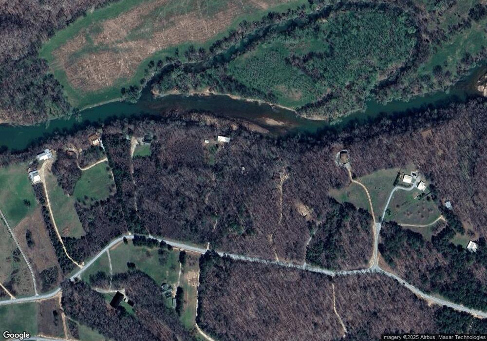 847 Whitaker Bend Rd, Linden, TN 37096 - photo 1