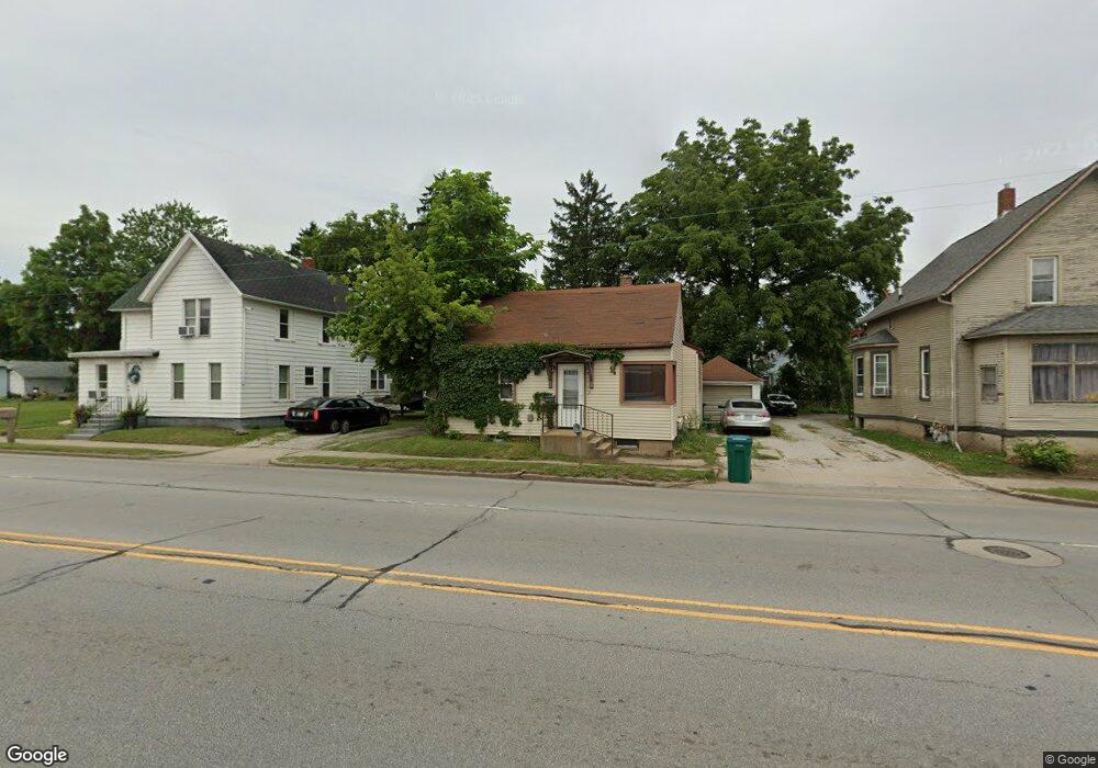 317 E Lincolnway, La Porte, IN 46350 - photo 1