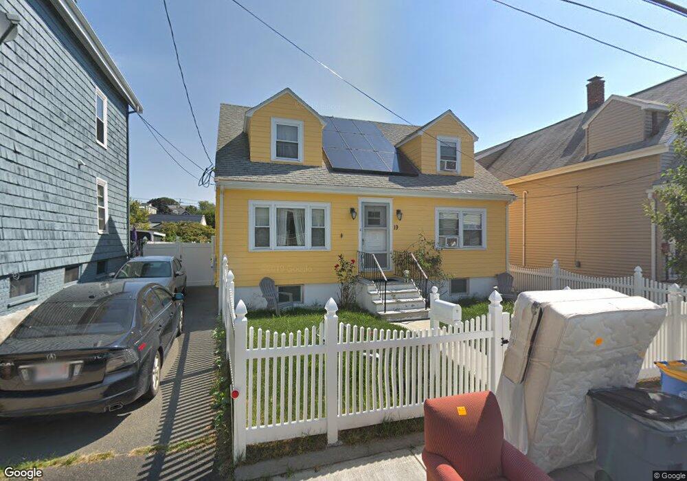 19 Read St, Winthrop, MA 02152 - photo 1