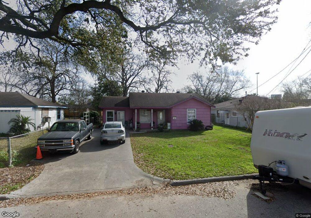 5722 Cherry St, Houston, TX 77026 - photo 1