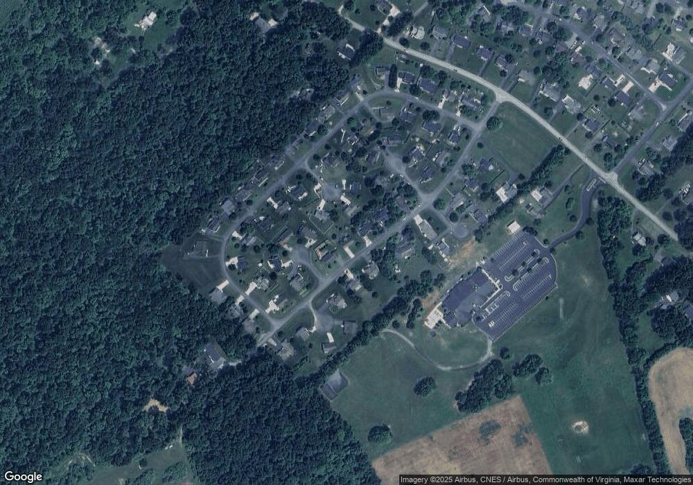 77 Sir Robin Rd, Waynesboro, VA 22980 - photo 1