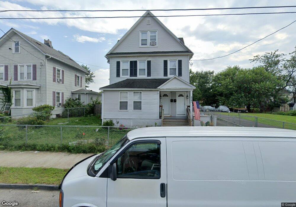 170 Holly St unit 3, Bridgeport, CT 06607 - photo 1