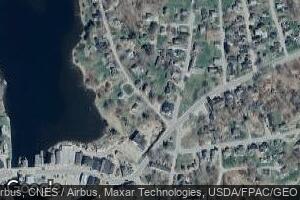 27 Chestnut St, Vinalhaven, ME 04863