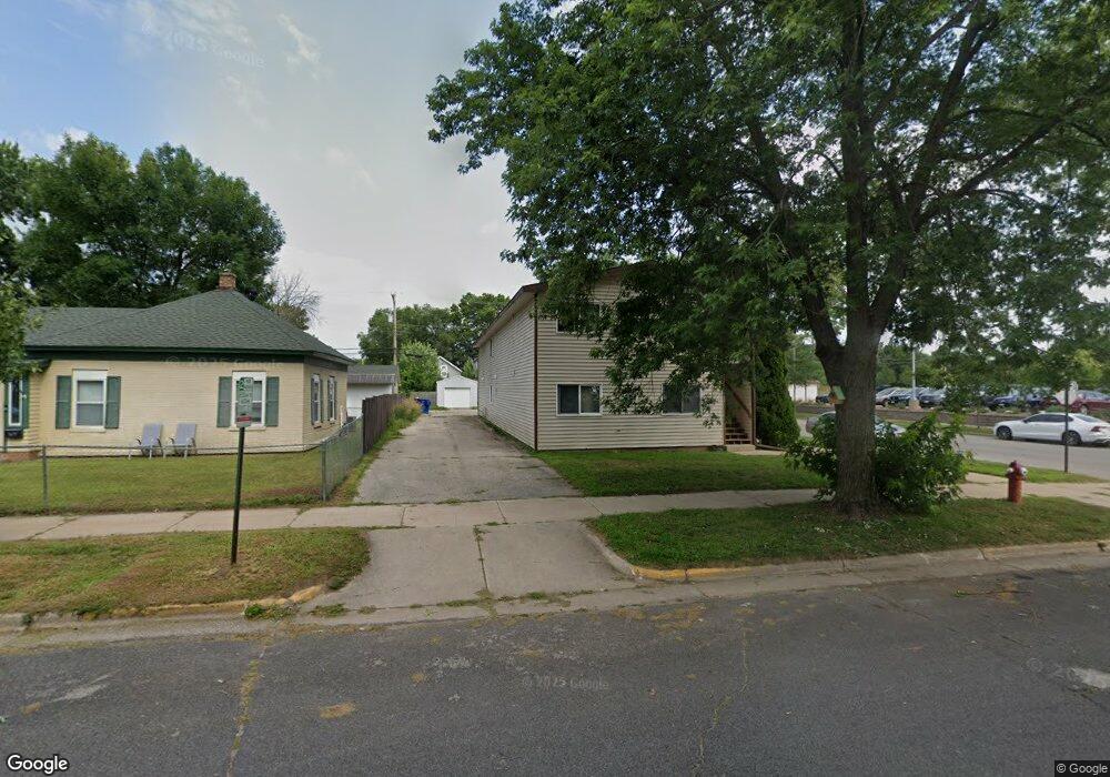 1425 8th St S unit 2, La Crosse, WI 54601 - photo 1