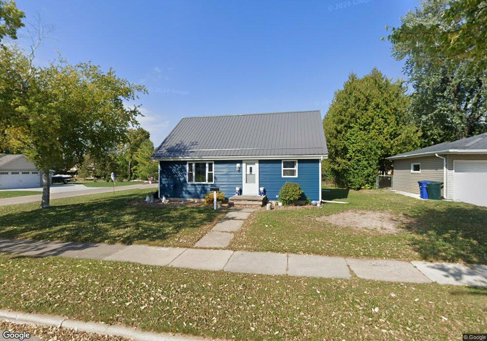 316 Wallace St, Combined Locks, WI 54113 - photo 1