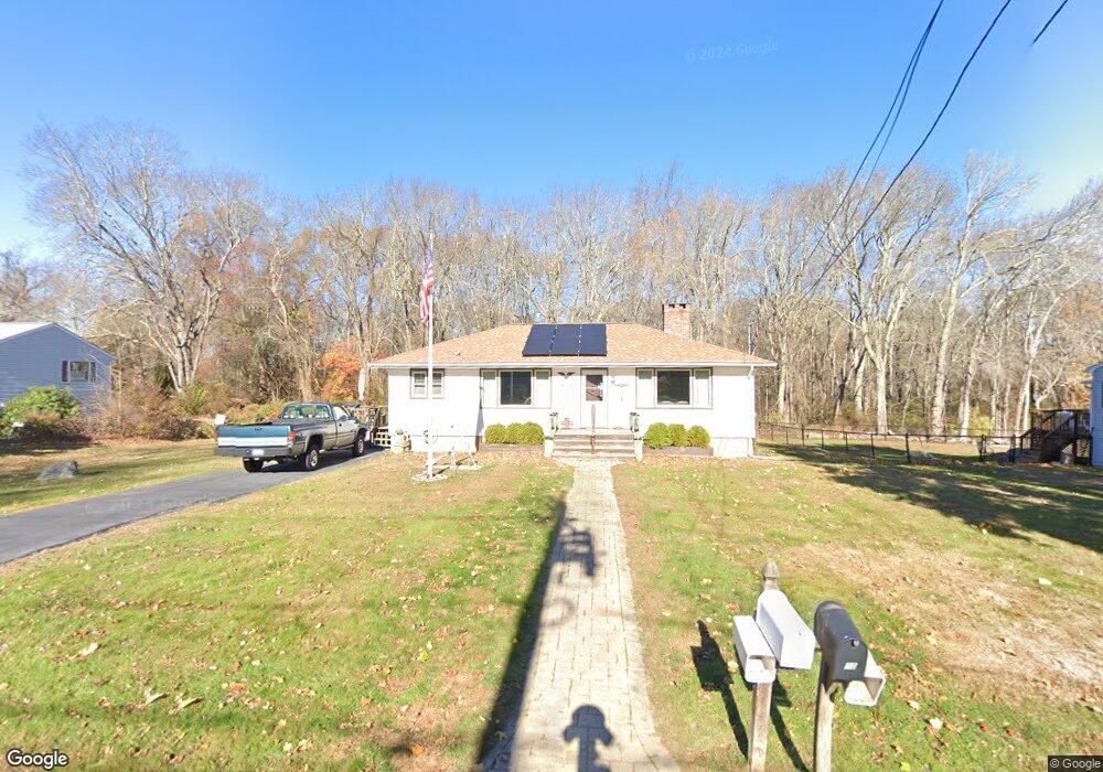 9 Old Black Point Rd, Niantic, CT 06357 - photo 1