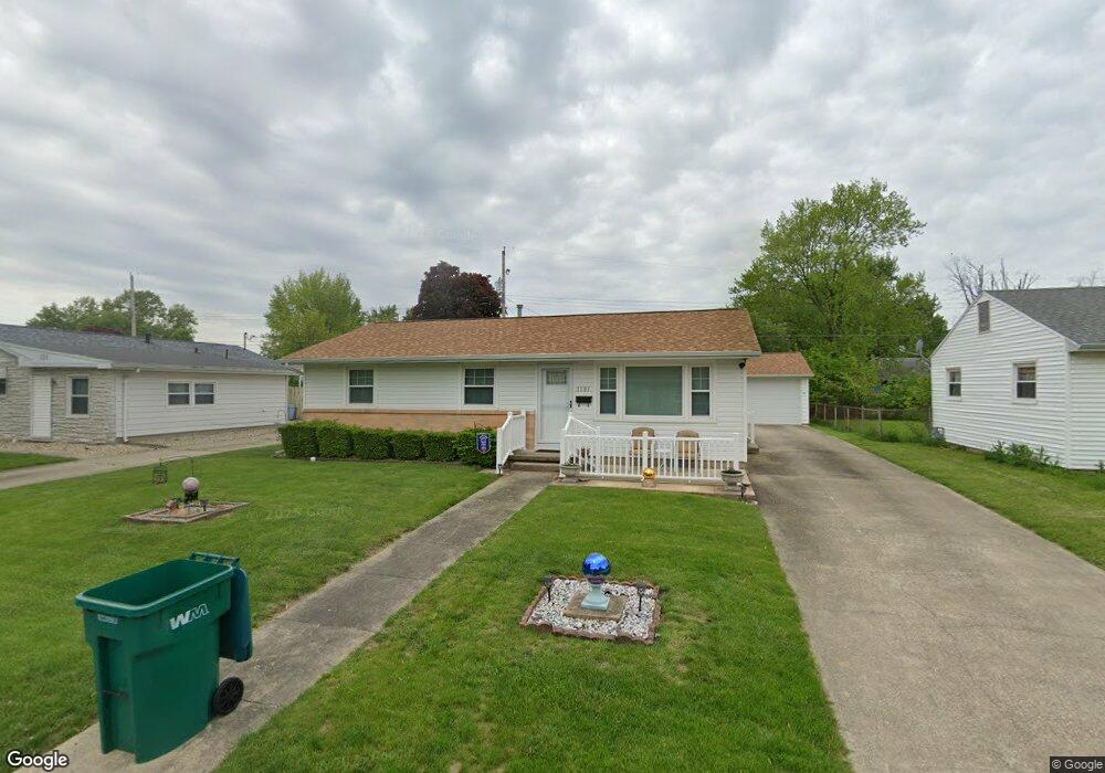 1101 N 29th St, Mattoon, IL 61938 - photo 1