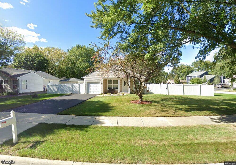 2279 Wayland Ln, Naperville, IL 60565 - photo 1