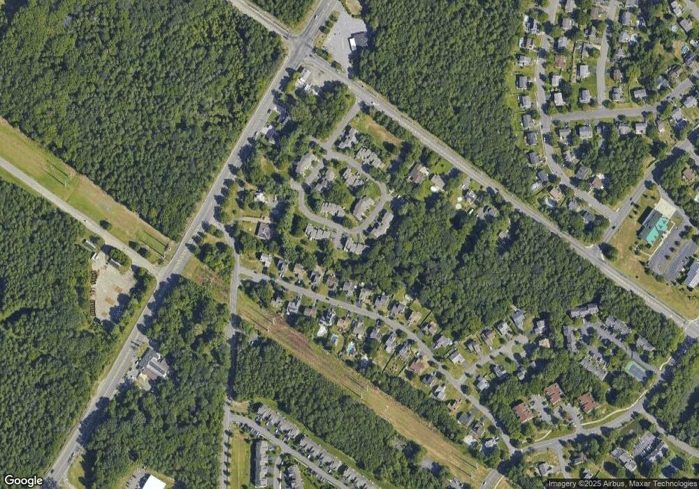 35 S Pointe Cir unit 27, Tinton Falls, NJ 07753 - photo 1