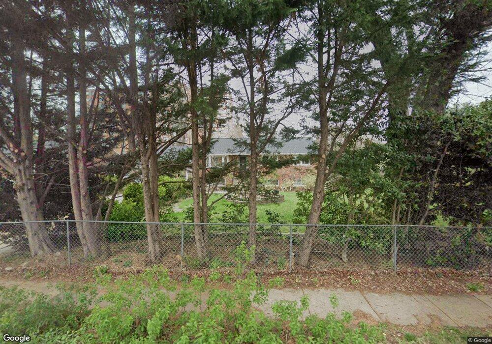 3300 Nevius St, Falls Church, VA 22041 - photo 1