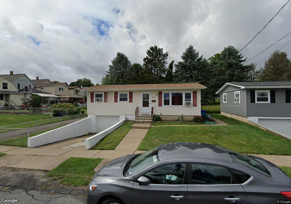 1051 N Garfield Ave, Scranton, PA 18504 - photo 1